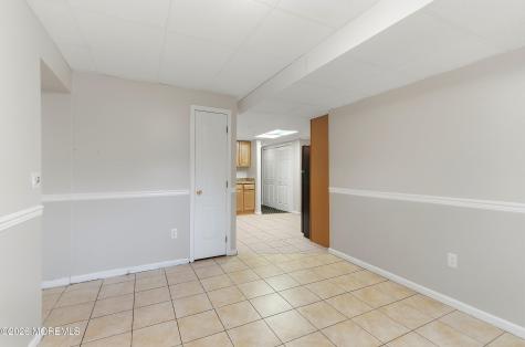 402 Twin Oaks Drive Lakewood NJ 08701