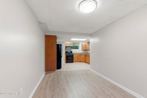 402 Twin Oaks Drive Lakewood NJ 08701