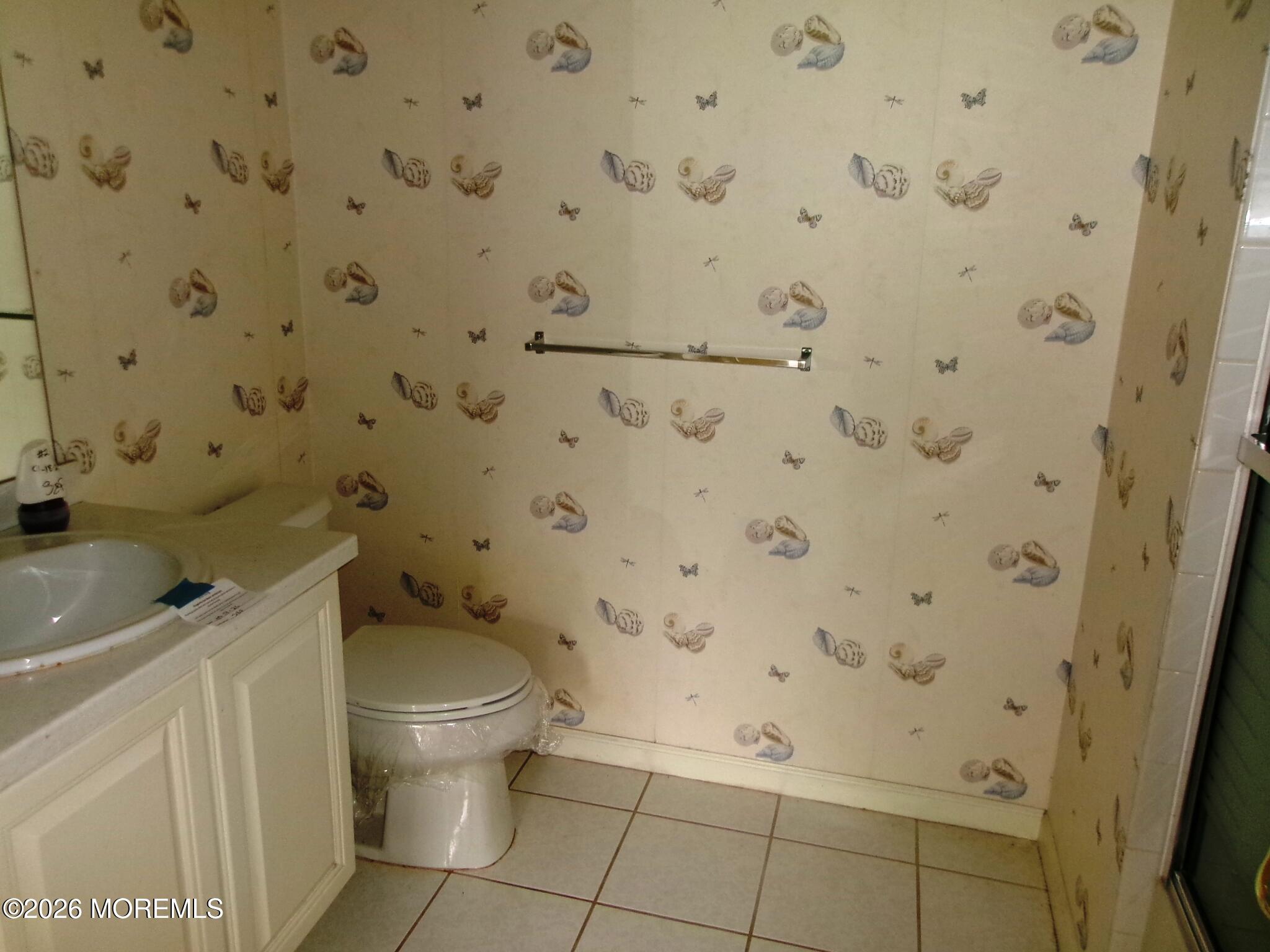 11 Sunnyfield Lane Lakewood NJ 08701