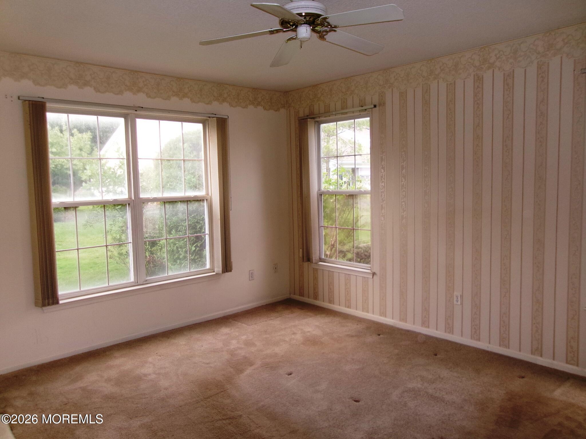 11 Sunnyfield Lane Lakewood NJ 08701