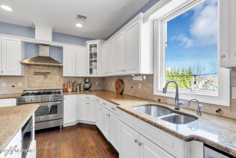 5 Riverdale Avenue Monmouth Beach NJ 07750