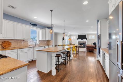 5 Riverdale Avenue Monmouth Beach NJ 07750