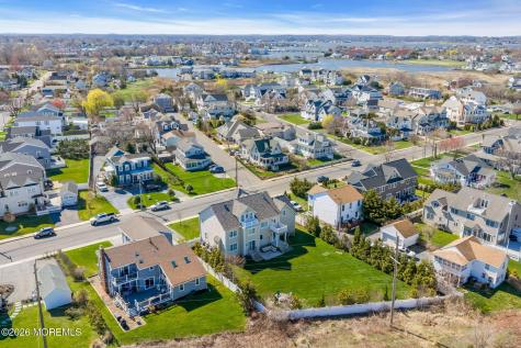 5 Riverdale Avenue Monmouth Beach NJ 07750