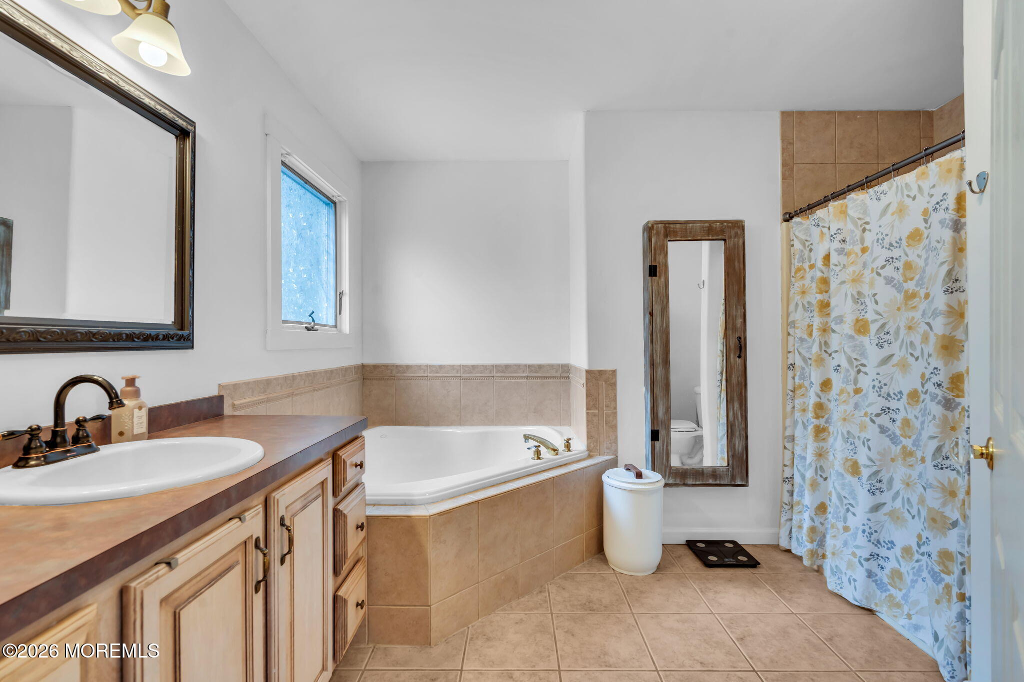 382 Wheaton Avenue Bayville NJ 08721