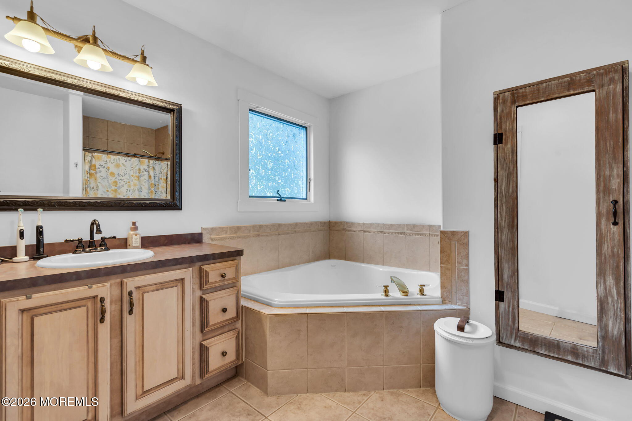 382 Wheaton Avenue Bayville NJ 08721