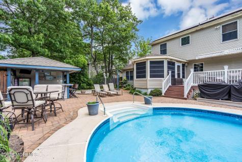 382 Wheaton Avenue Bayville NJ 08721
