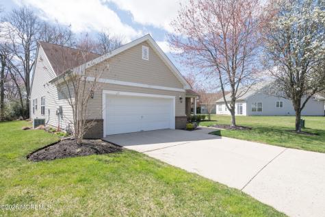 3 Doral Way Neptune Township NJ 07753
