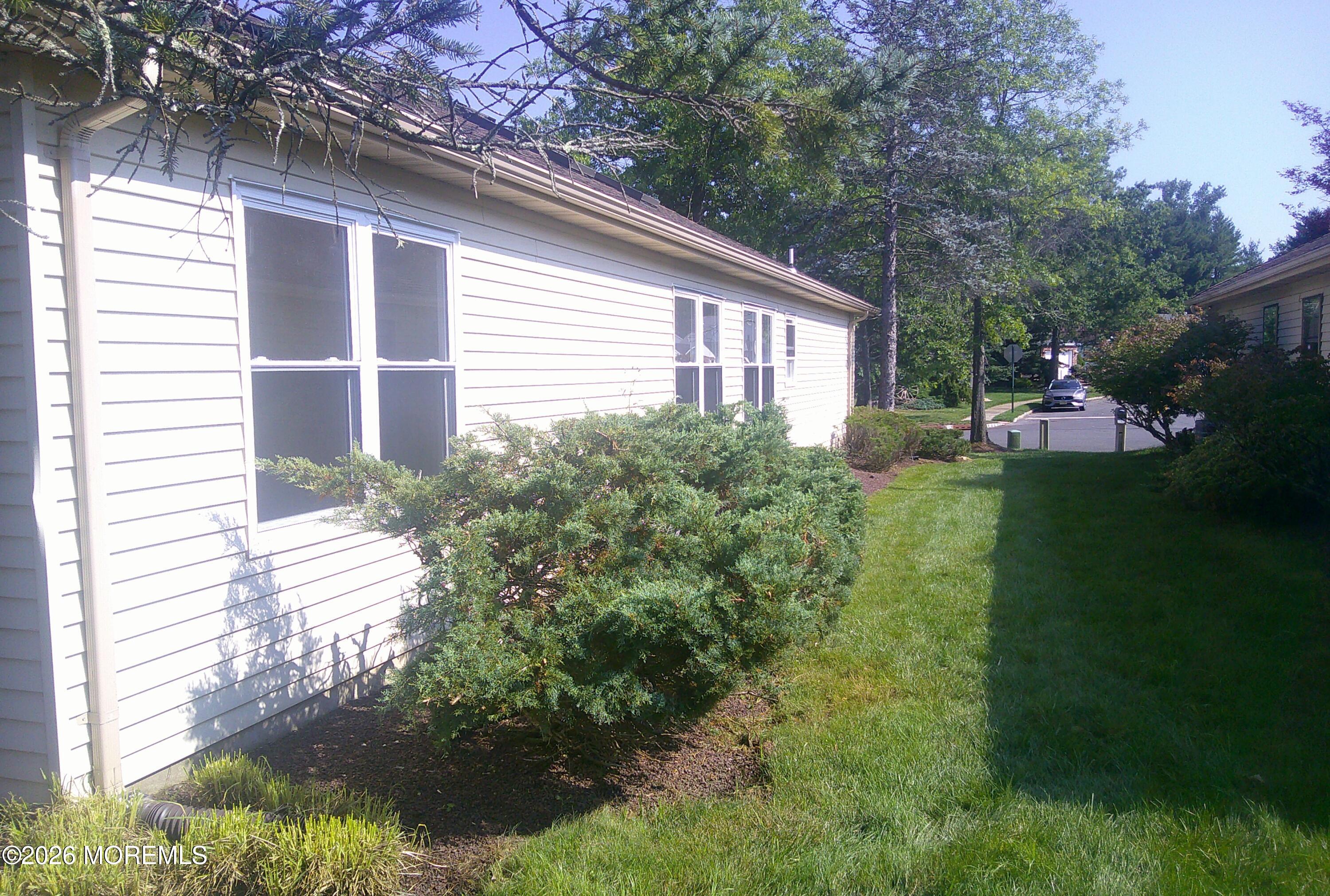 29 Peasley Drive Marlboro NJ 07746