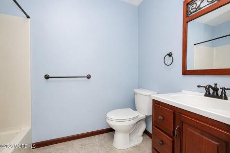 54 Oakland Bay Court Little Egg Harbor NJ 08087