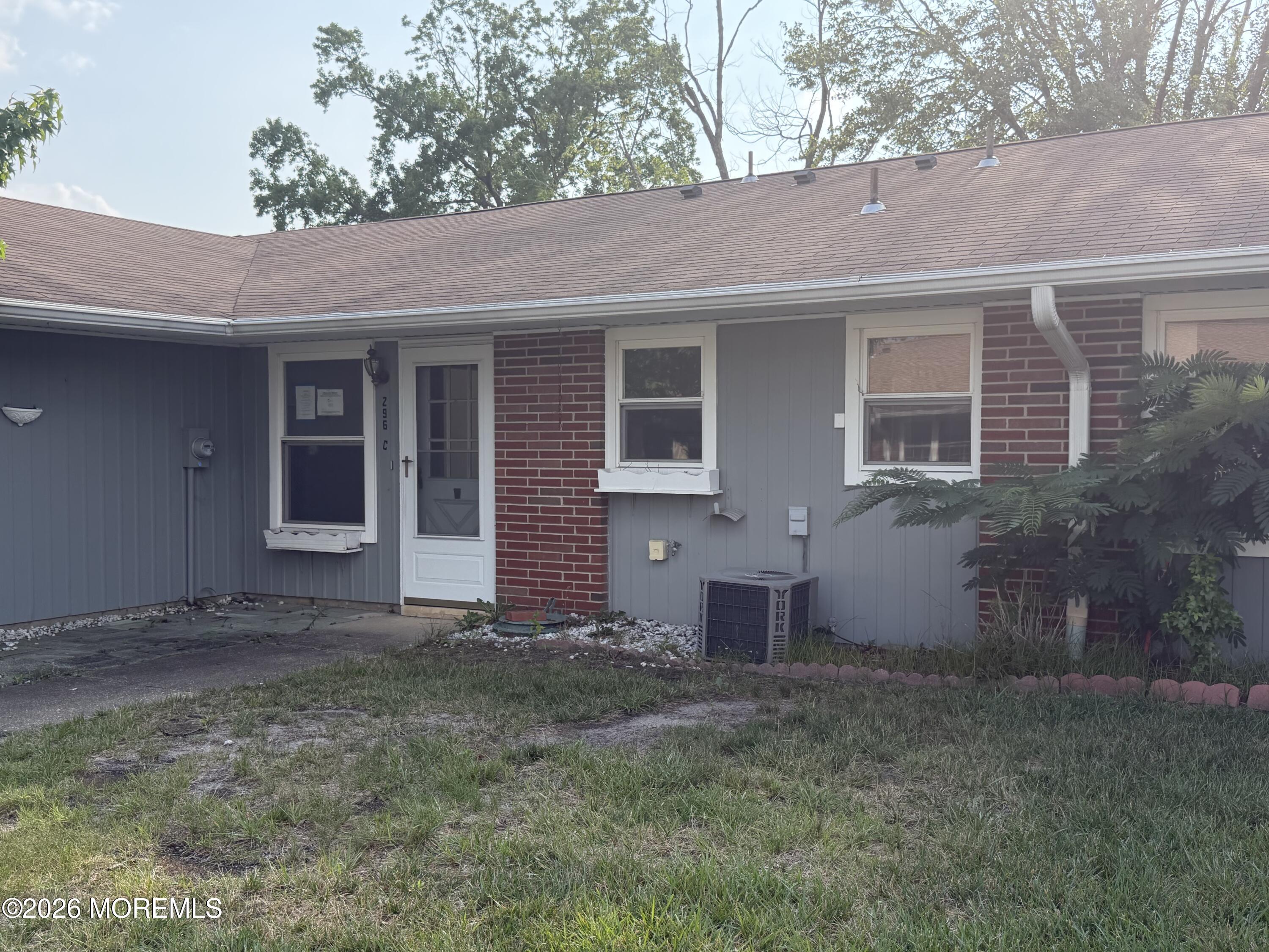 296C Dorchester Drive Lakewood NJ 08701