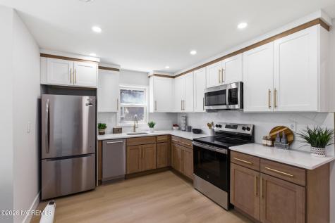 2 Leighton Lane Manchester NJ 08759