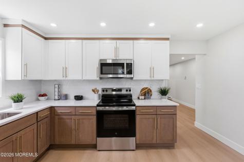 2 Leighton Lane Manchester NJ 08759