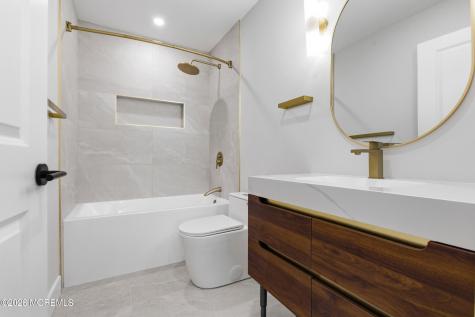2 Leighton Lane Manchester NJ 08759
