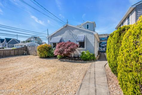 201 Hayes Court Lavallette NJ 08735