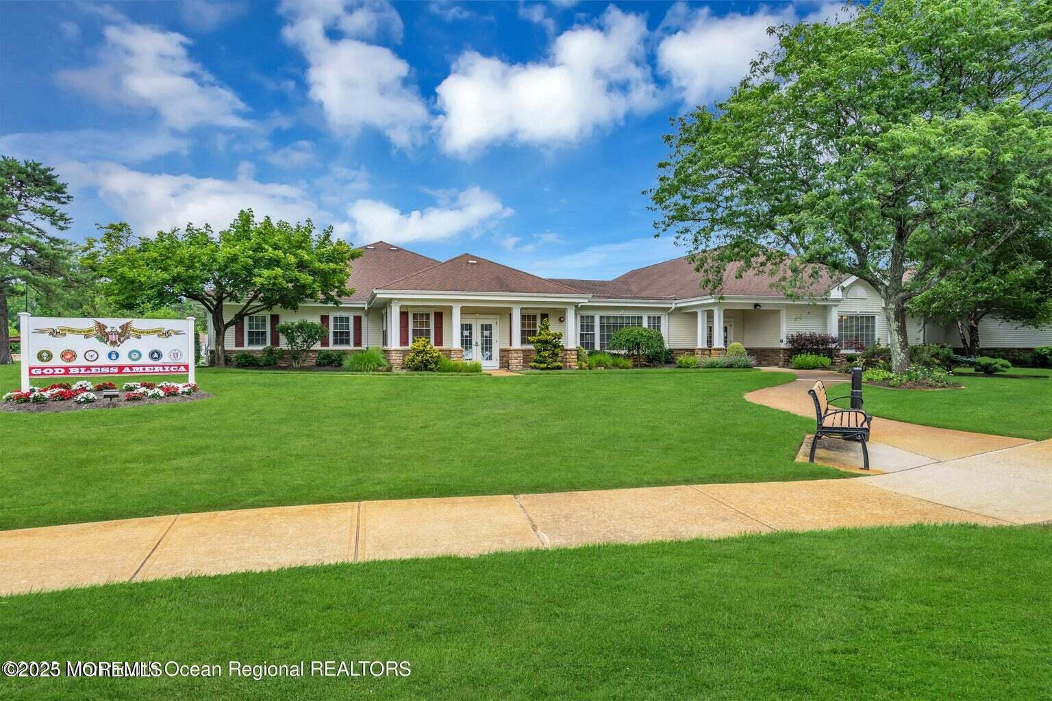 15 Maidstone Way Manchester NJ 08759