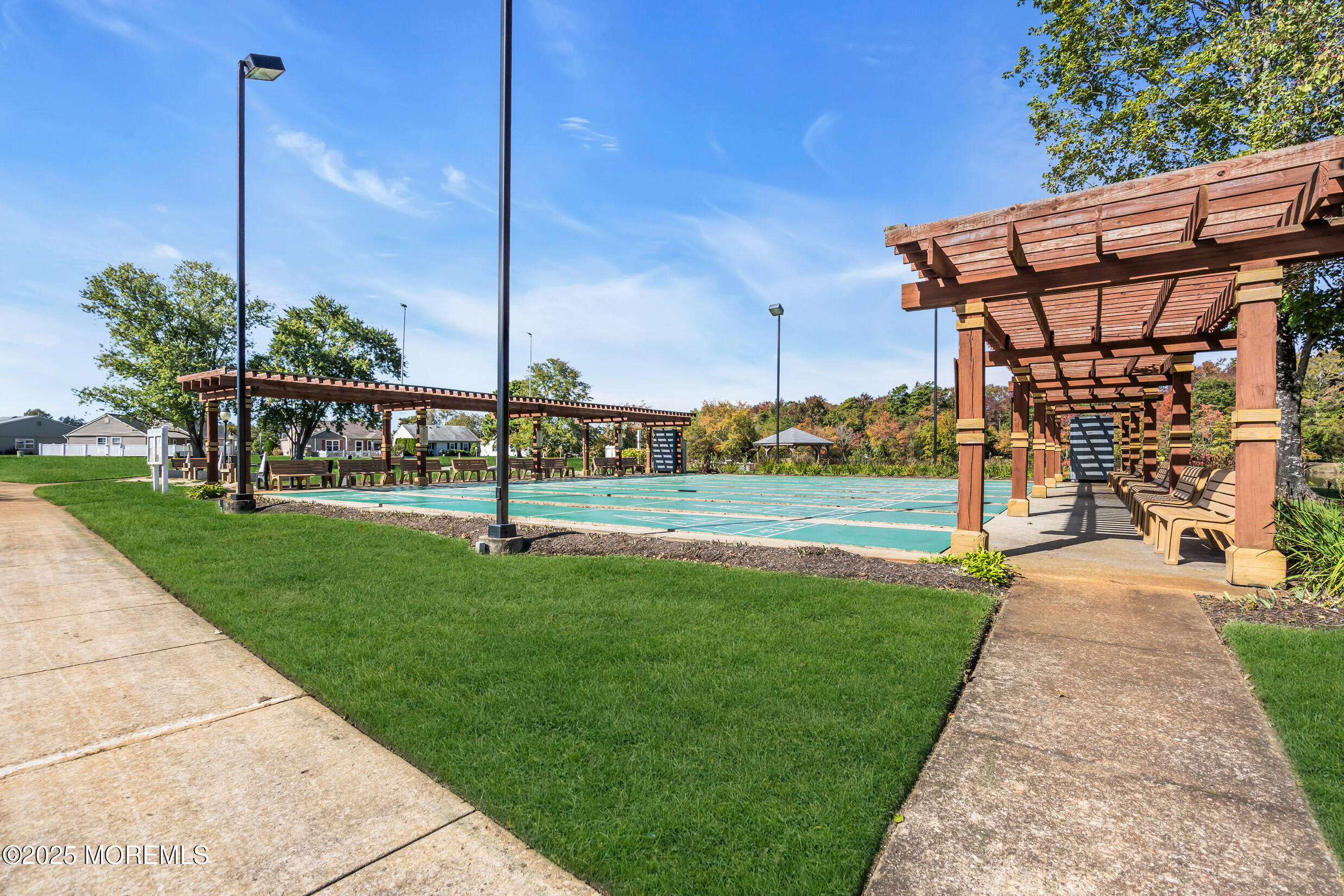 15 Maidstone Way Manchester NJ 08759