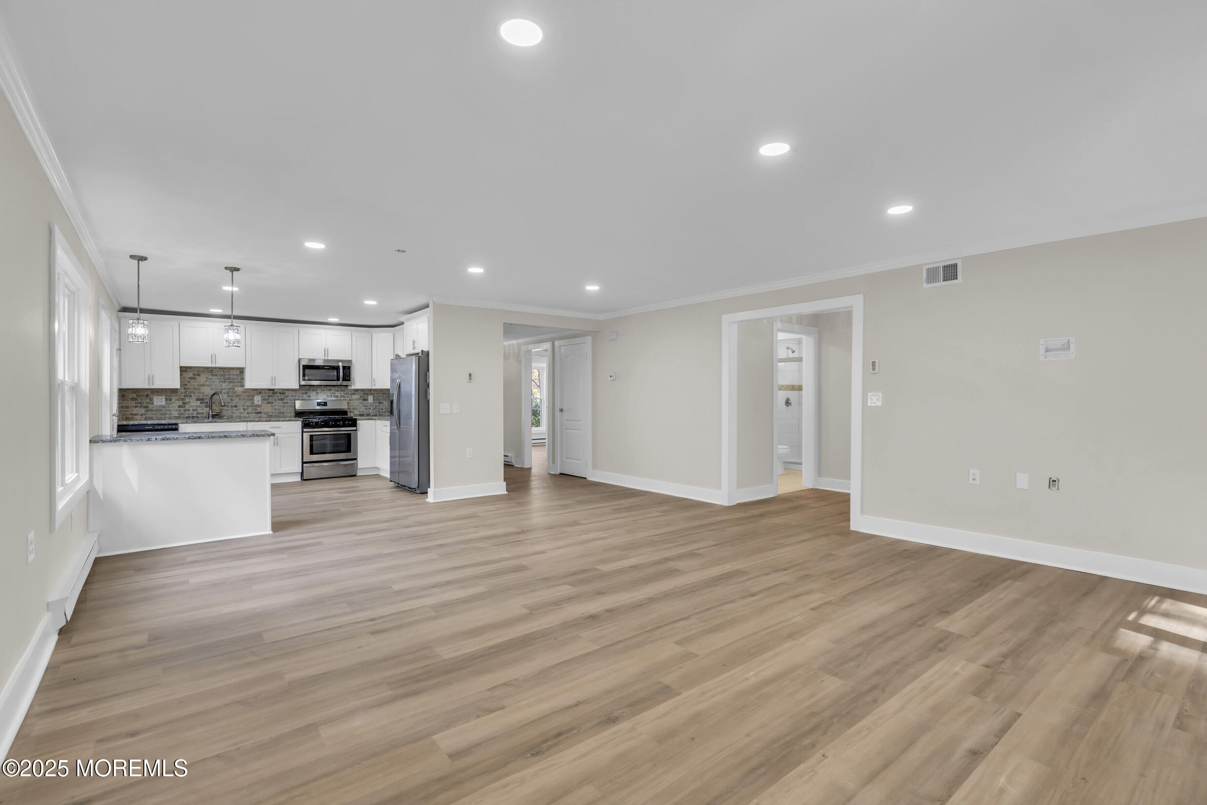 15 Maidstone Way Manchester NJ 08759