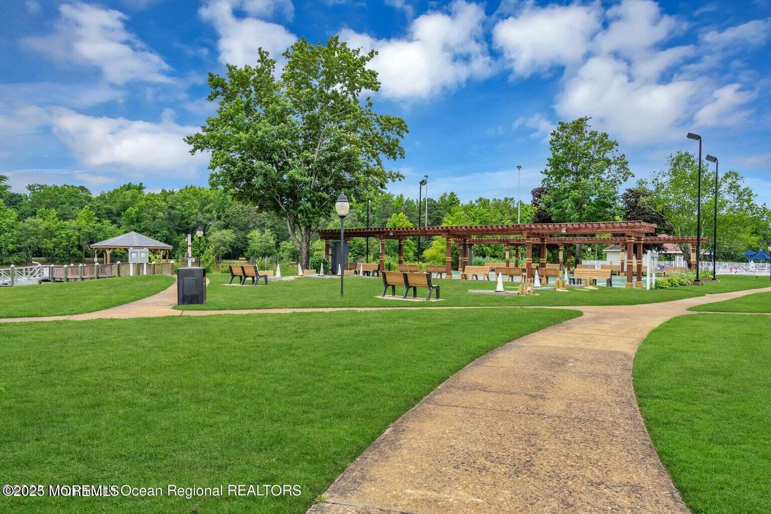 15 Maidstone Way Manchester NJ 08759