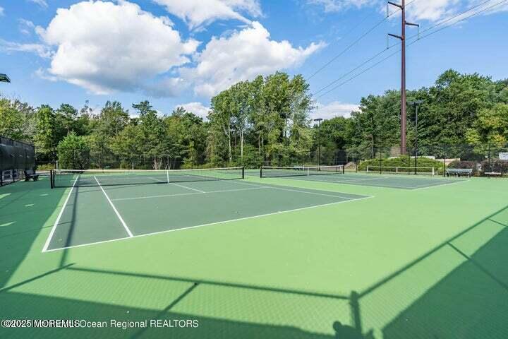 15 Maidstone Way Manchester NJ 08759