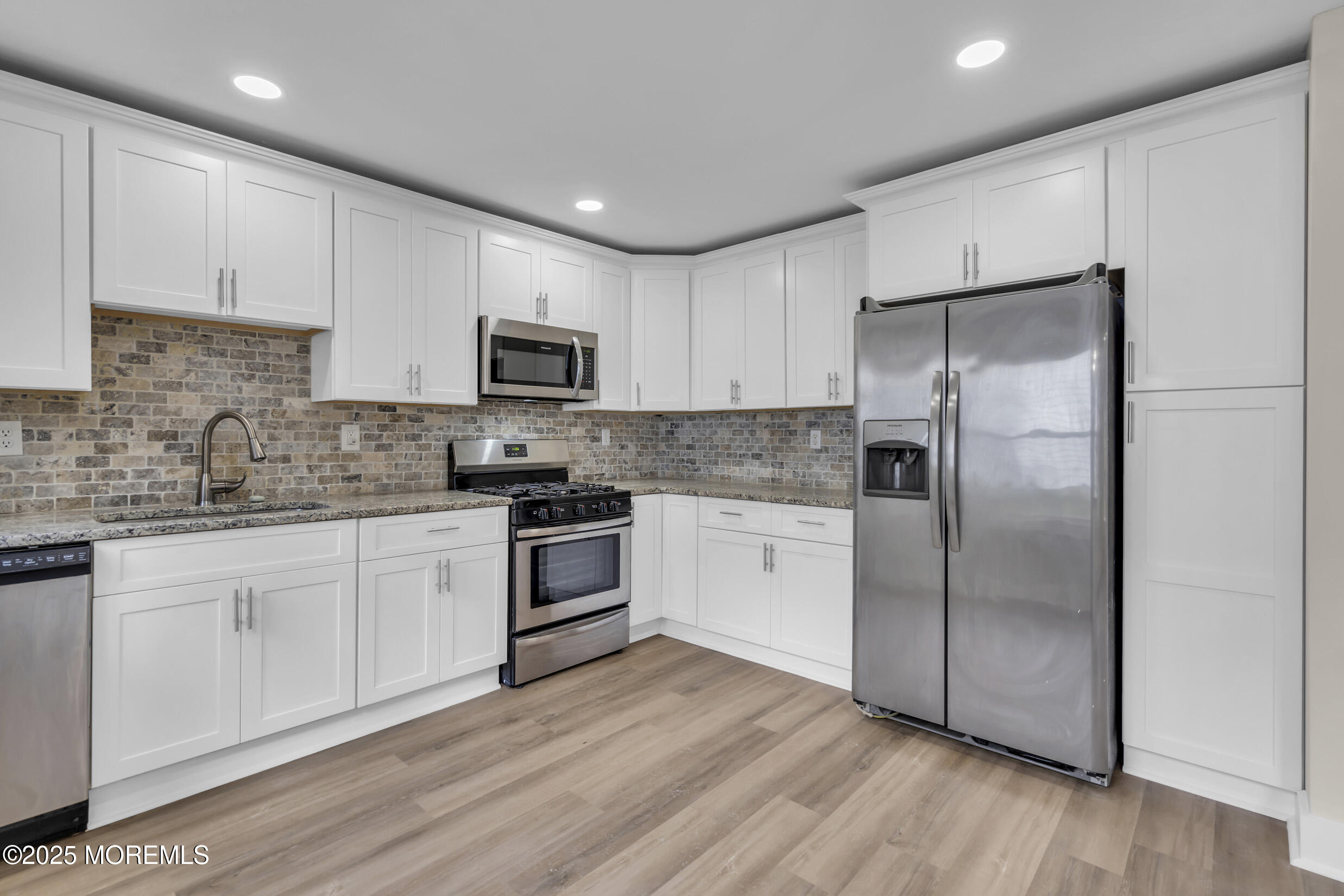 15 Maidstone Way Manchester NJ 08759