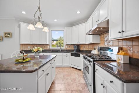 308 Flower Lane Morganville NJ 07751