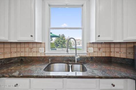 308 Flower Lane Morganville NJ 07751
