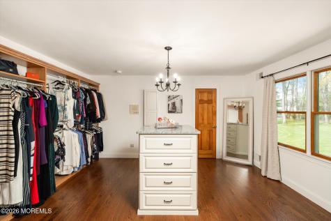 83 Oak Glen Road Howell NJ 07731