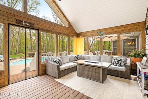 83 Oak Glen Road Howell NJ 07731