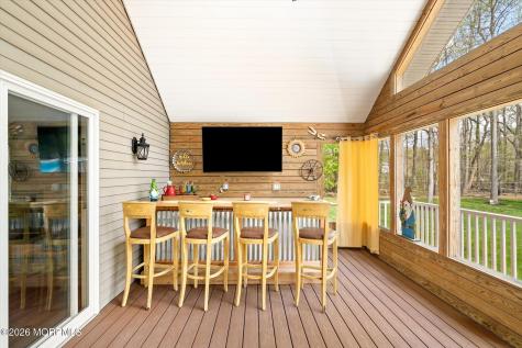 83 Oak Glen Road Howell NJ 07731