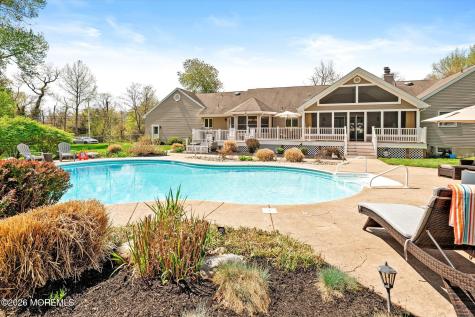83 Oak Glen Road Howell NJ 07731