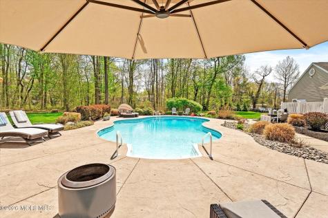 83 Oak Glen Road Howell NJ 07731