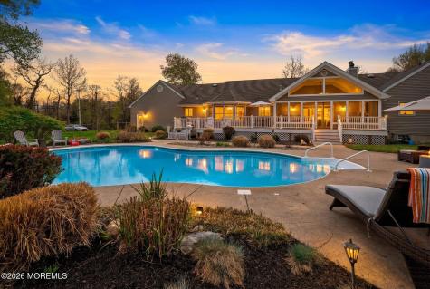 83 Oak Glen Road Howell NJ 07731