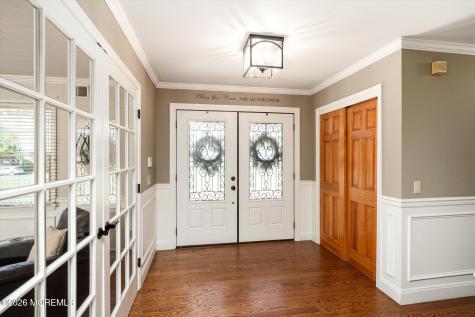 83 Oak Glen Road Howell NJ 07731