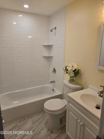 32 Sycamore Avenue North Middletown NJ 07748