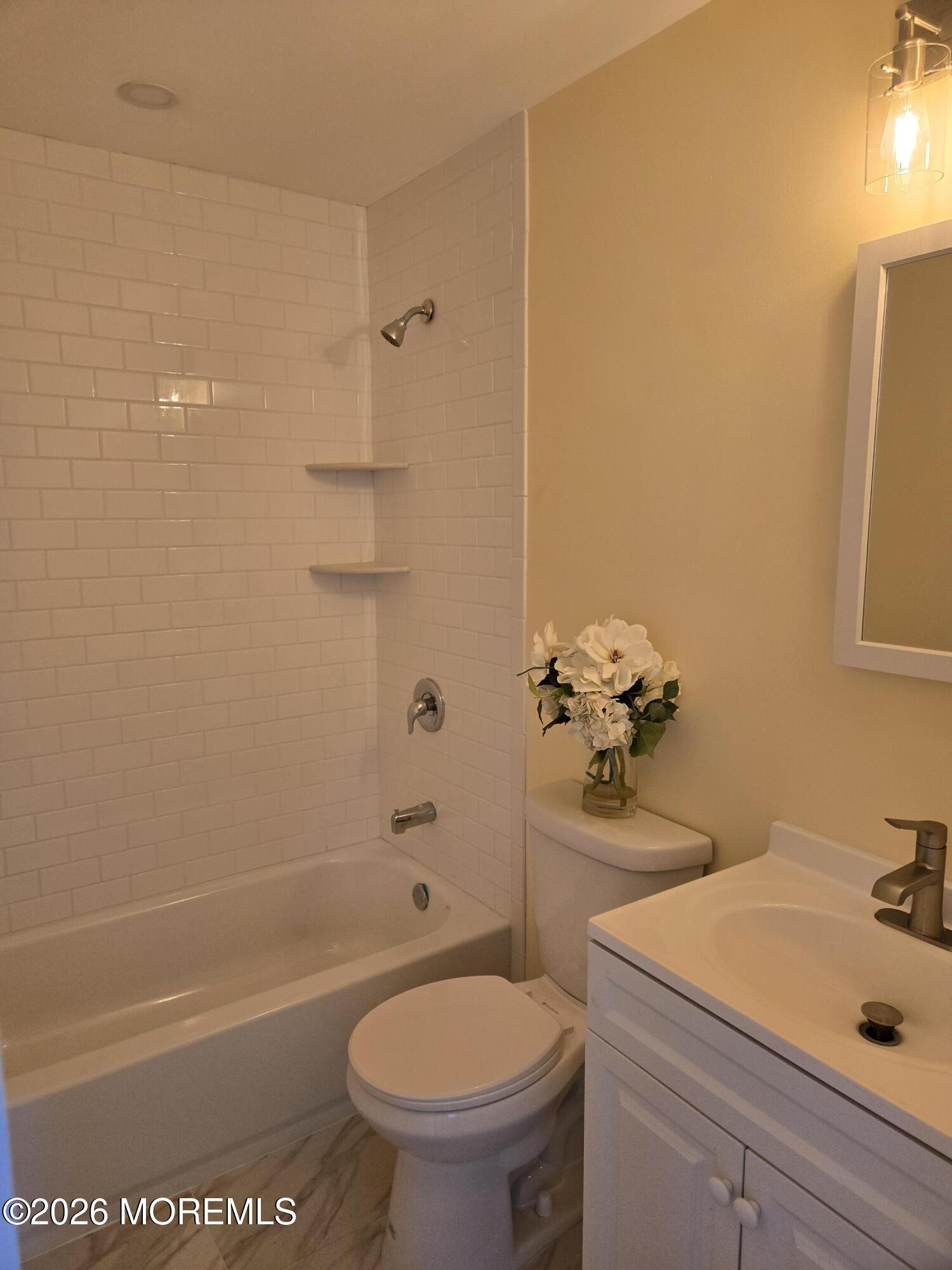 32 Sycamore Avenue North Middletown NJ 07748