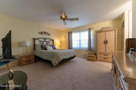 172B Sterling Court Lakewood NJ 08701