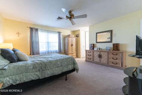 172B Sterling Court Lakewood NJ 08701