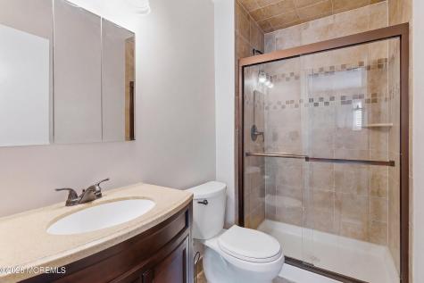 1 Boxwood Terrace Red Bank NJ 07701