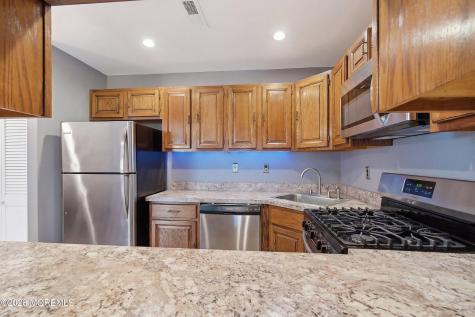 1 Boxwood Terrace Red Bank NJ 07701
