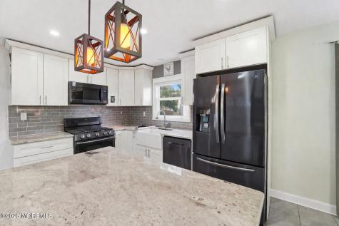 14 Juniper Avenue Manalapan NJ 07726