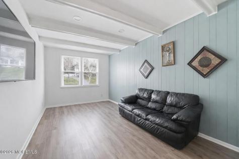14 Juniper Avenue Manalapan NJ 07726
