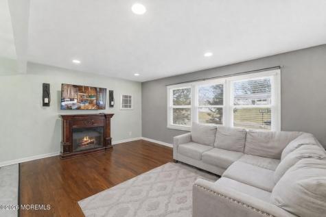 14 Juniper Avenue Manalapan NJ 07726
