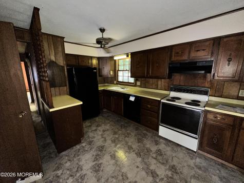 1894 W 4th Street Dunellen NJ 08812