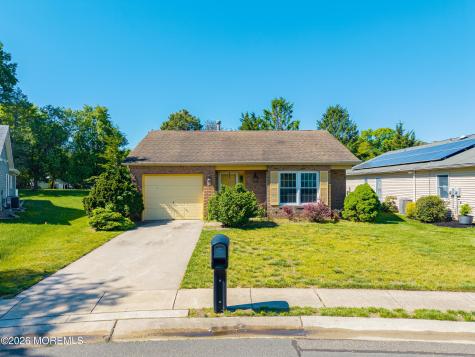 1505 Essex Court Toms River NJ 08755