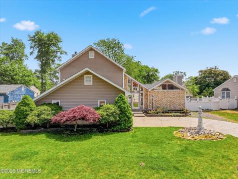 14 Scheiber Drive Brick NJ 08723