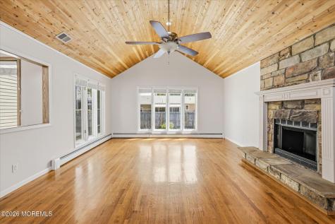 14 Scheiber Drive Brick NJ 08723