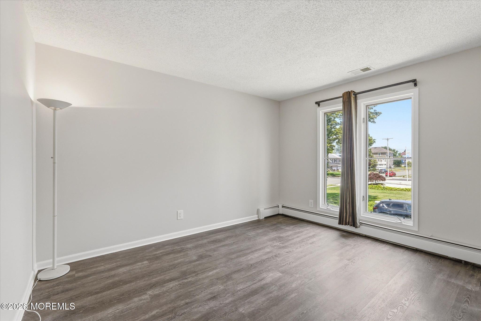 14 Scheiber Drive Brick NJ 08723