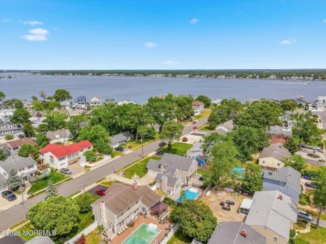 14 Scheiber Drive Brick NJ 08723