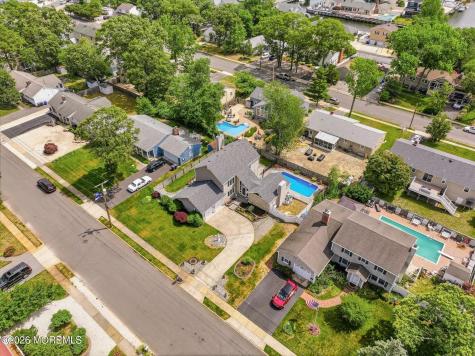 14 Scheiber Drive Brick NJ 08723