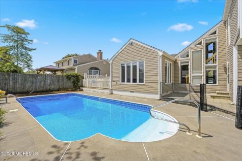 14 Scheiber Drive Brick NJ 08723